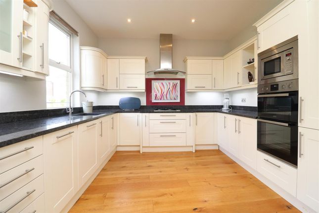 17, Ellis Fields, St. Albans photo 3