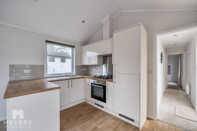 10 The Lookout, Corfe Road, Wareham photo 2