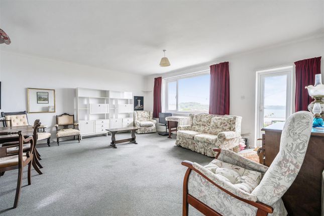 14 The Crescent, Trevethan Road, Falmouth photo 3