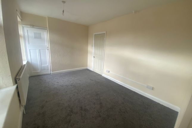 Semi-detached house to rent in Southwood Avenue, Cottingham