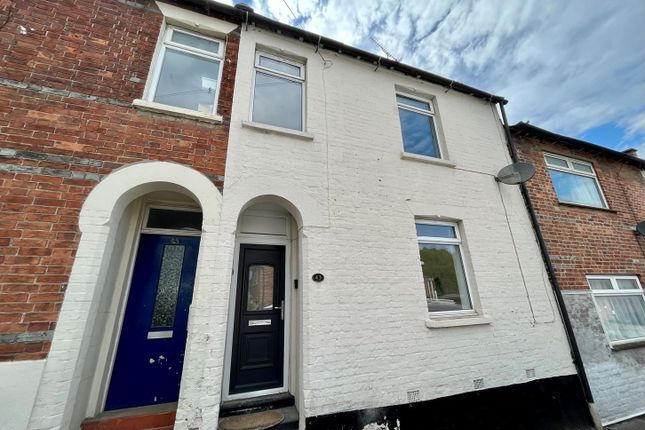 Terraced house to rent in Boundary Road, Newbury