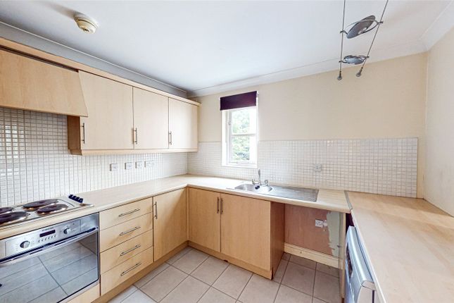 112, Hadfield Close, Rusholme photo 3