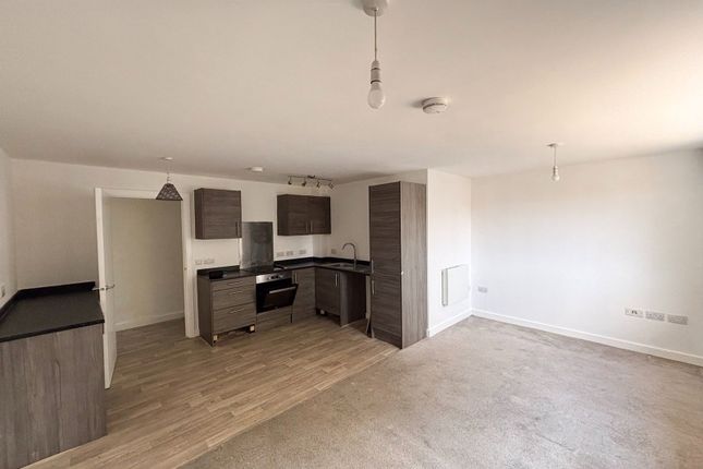 Flat 8, Shirley Court, 574, College Road, Birmingham, B44 0HU photo 2