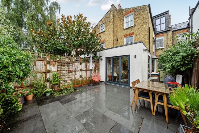 37, Glengarry Road, London photo 4