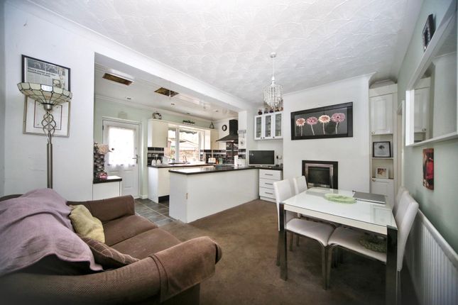 5 Collingwood Street, Wigan photo 3