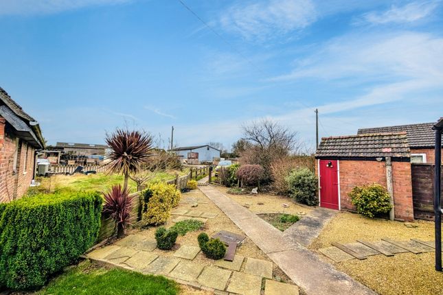 4, Dovecote Farm, Skegness photo 2