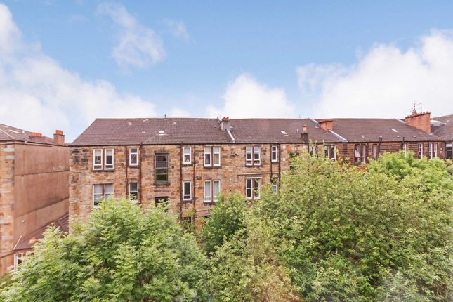 Flat to rent in Lyndhurst Gardens, North Kelvinside, Glasgow