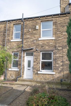 Shared accommodation to rent in Clement Street, Huddersfield, West Yorkshire