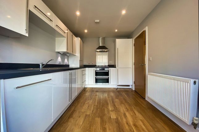 5, Old Common Way, Uckfield photo 3