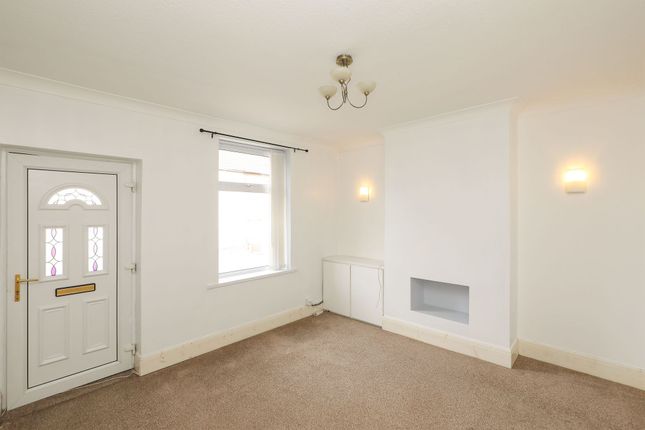 12 Chapel Road, Chesterfield photo 2