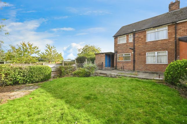 30, Wood Lane, Warrington photo 2