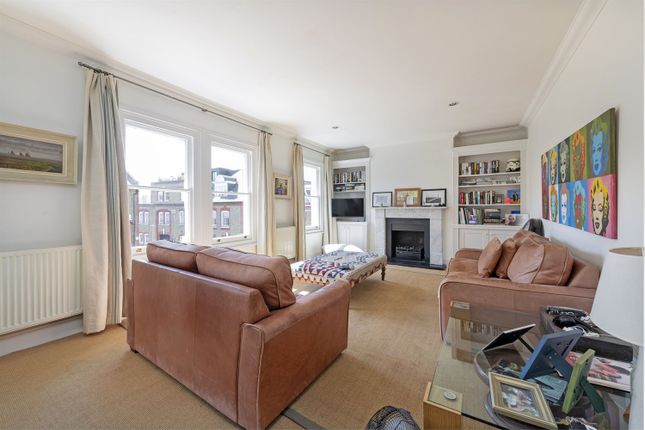 Thumbnail Flat for sale in Parkgate Road, London