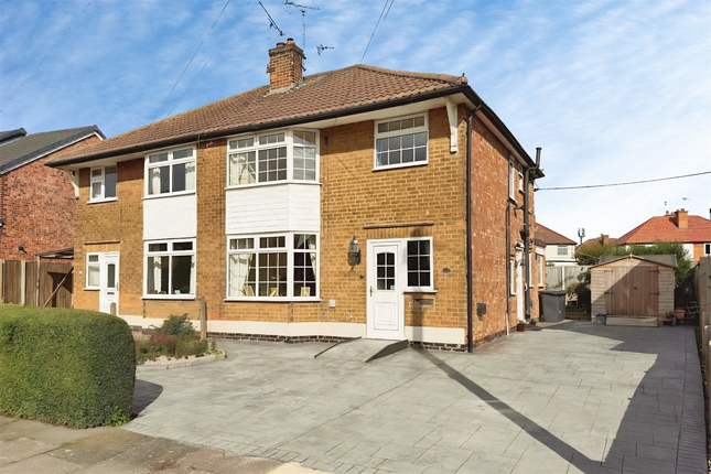 78, Charles Avenue, Beeston, Nottingham photo 2