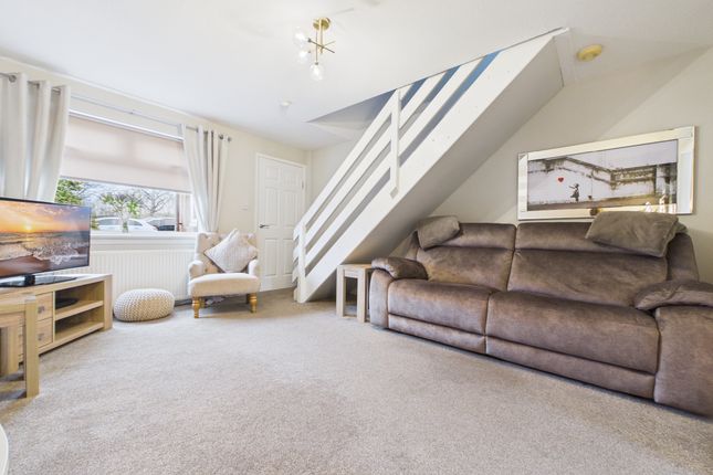 27 Braedale Avenue, Airdrie photo 4