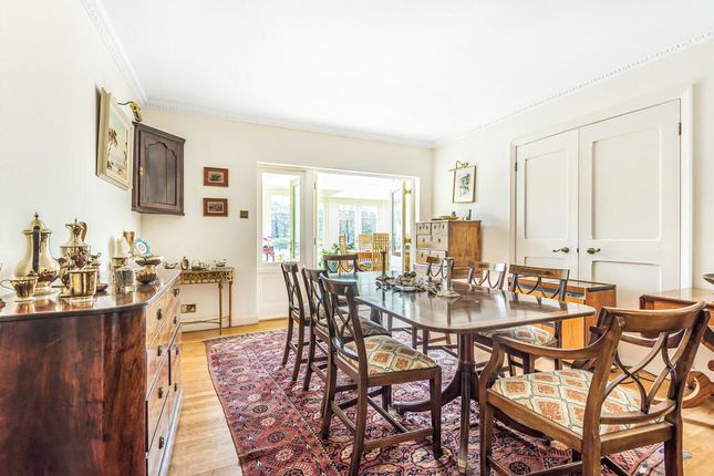 Hilland House, New Road, Billingshurst photo 5