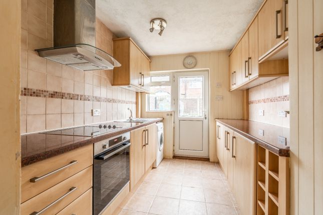 1 Maddocks Close, Sidcup, Kent photo 2