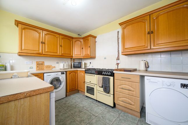 16 Sandra Drive, Newton-Le-Willows photo 4