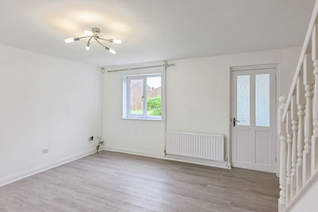 64, Begonia Close, Chelmsford photo 4
