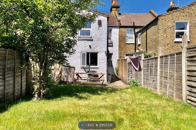 Woolwich Road, London photo 4