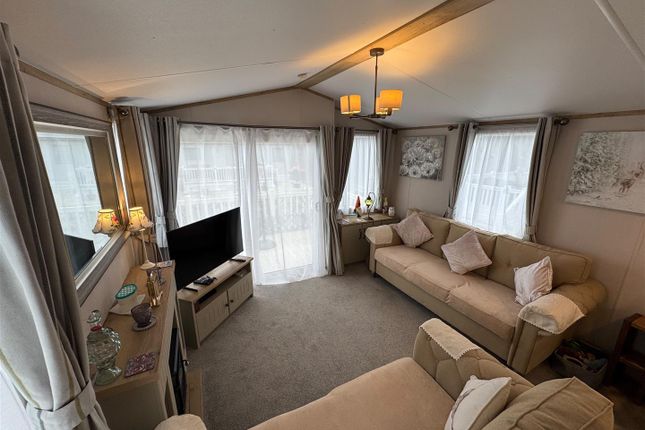 Holiday Home, Atlas Debonair, Coast Road, Rhyl photo 5