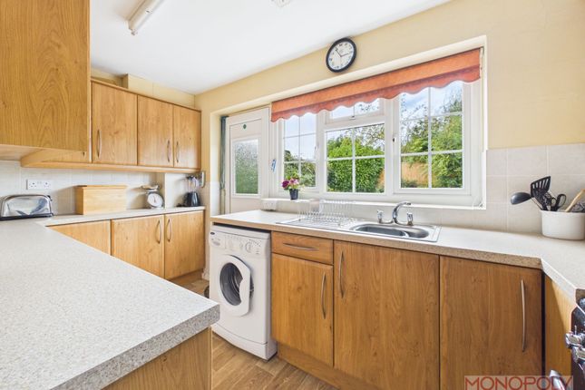 2 Maple Close, Wrexham photo 4