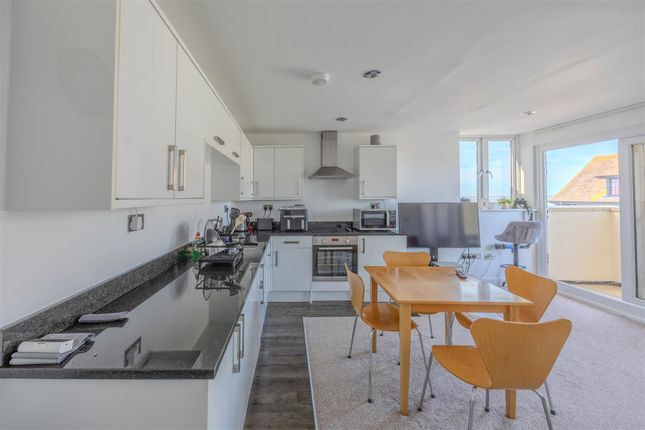 Flat 5, Roberts View, Southend-on-Sea photo 4