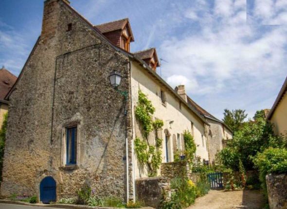 Thumbnail Property for sale in Maigne, Pays De La Loire, 72210, France
