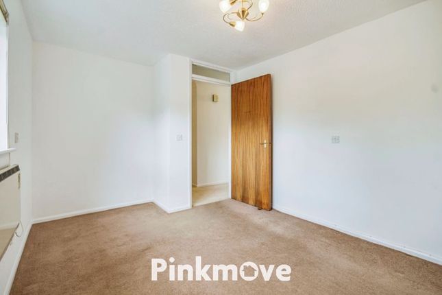 Flat for sale in Stow Park Crescent, Newport