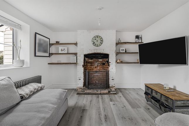 Mill Cottage, Haverhill Road, Kedington photo 4
