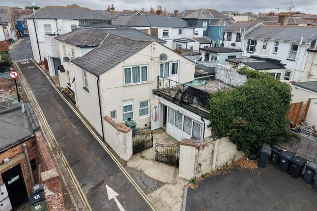 3-bed house on Douglas Studios, Town Lane, Sandown, £110,000