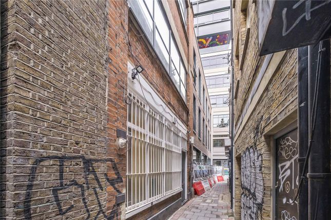 Flat C, 8, White Church Passage, London photo 4
