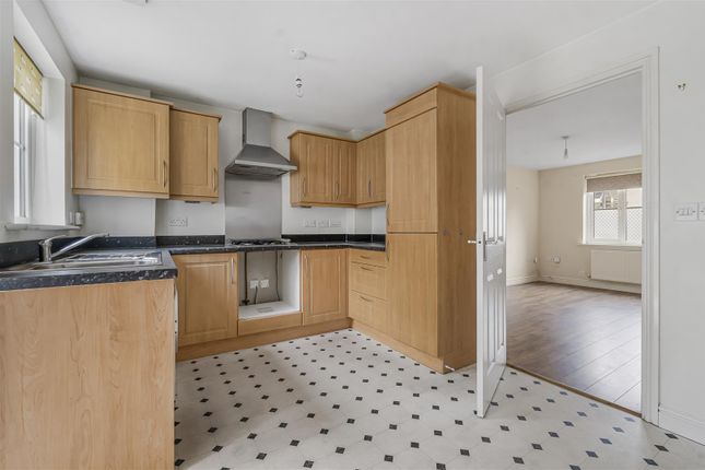 11, Skylark Rise, Tavistock photo 2