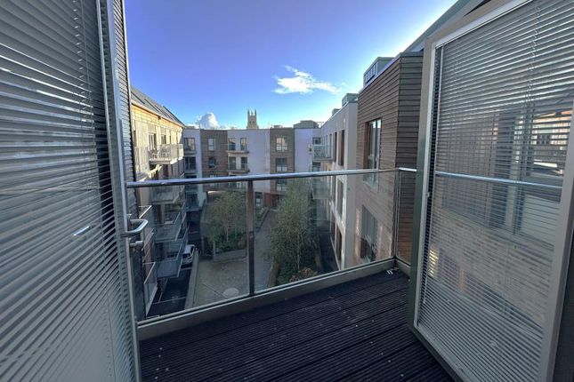 21 Chandlers House, Gaol Ferry Steps, Bristol photo 5