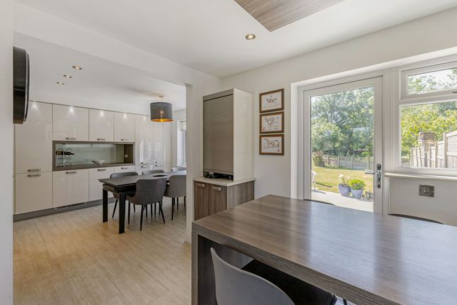 1 Summerhurst, Union Lane, Thatcham photo 4