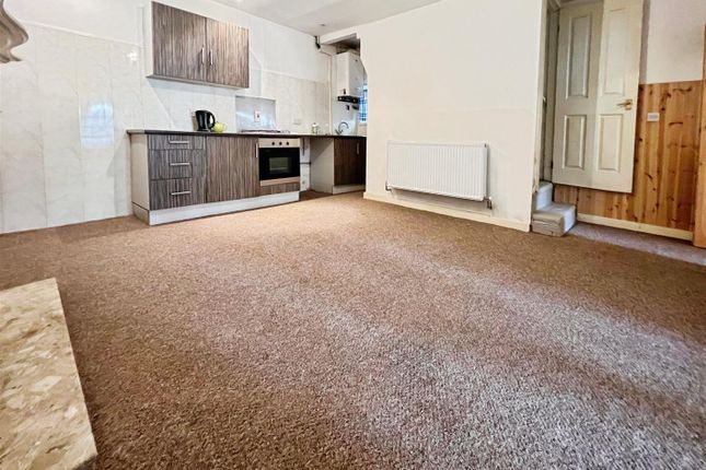 Fagley Road, Bradford photo 2