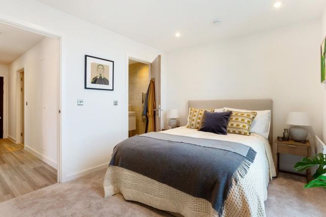 Flat 2407, New Victoria Building, 103, Corporation Street, Greater Manchester photo 5
