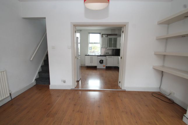 29, Northbrook Street, West Yorkshire photo 4