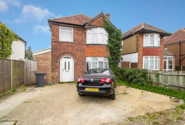 Thumbnail Detached house for sale in New Road, High Wycombe