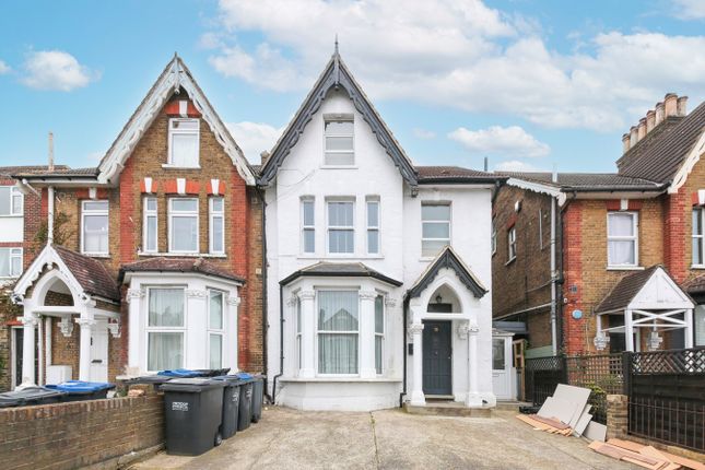 Thumbnail Flat for sale in Parchmore Road, Thornton Heath