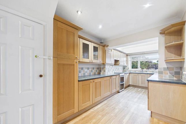 37, Shakespeare Road, Essex photo 4
