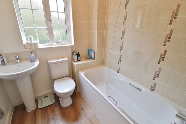 End terrace house for sale in Letcombe Place, Horndean, Waterlooville