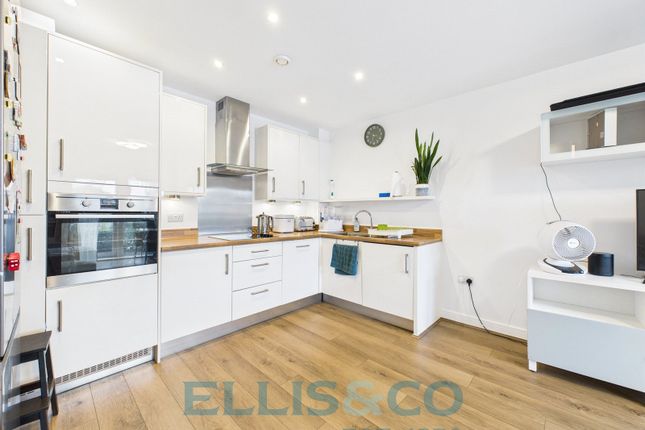 Flat 43, Orchid Court,, Sovereign Way, Kent photo 2
