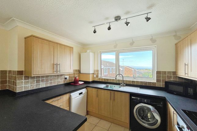 Flat 7, Lyngate Court Princess Margaret Avenue, Margate photo 4