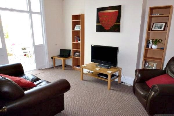 Flat for sale in Lansdowne Grove, London