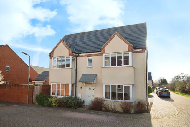Detached house for sale in Linnet Road, Banbury