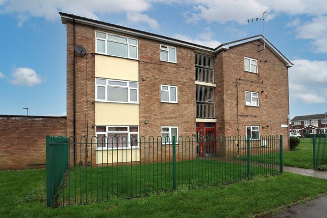 1-bed flat on 4, Holmes Way, Peterborough, £100,000
