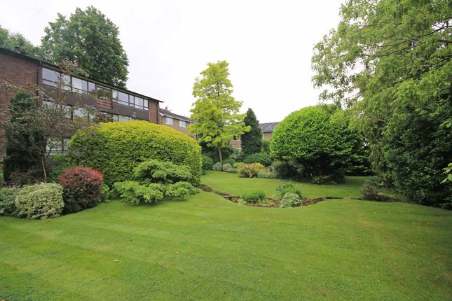 7 Hilda Court, 23, Lovelace Road, Surbiton photo 5