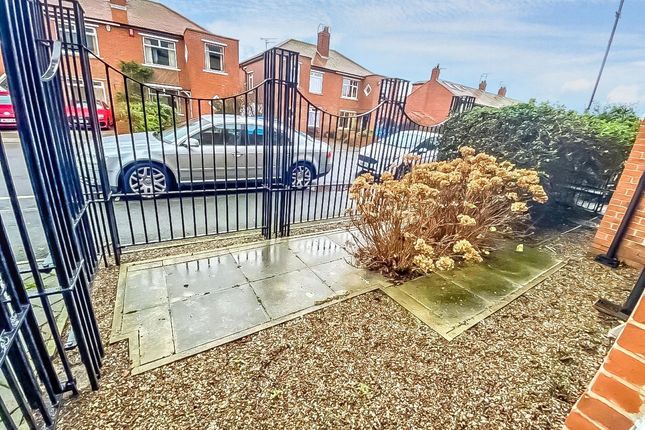 2 Rington Court, Hotspur Street, North Shields photo 3