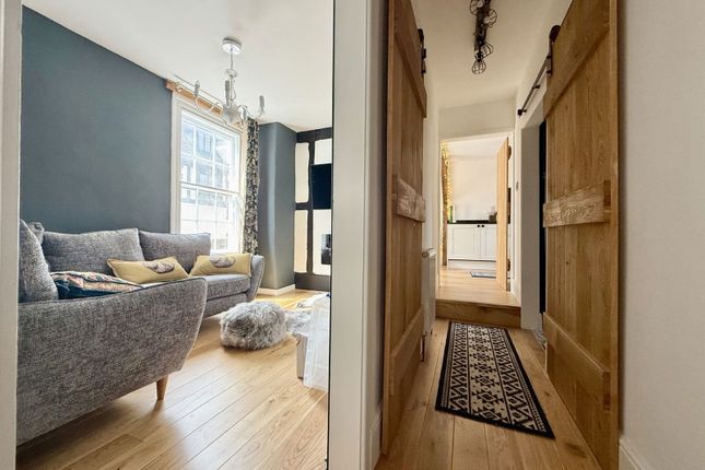 Flat 2 Clarence House, 5 Worcester Road, Ledbury photo 2