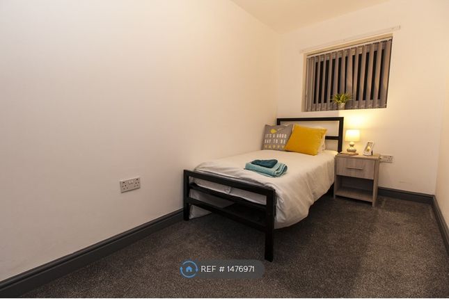 Room to rent in Neville Street, Normanton